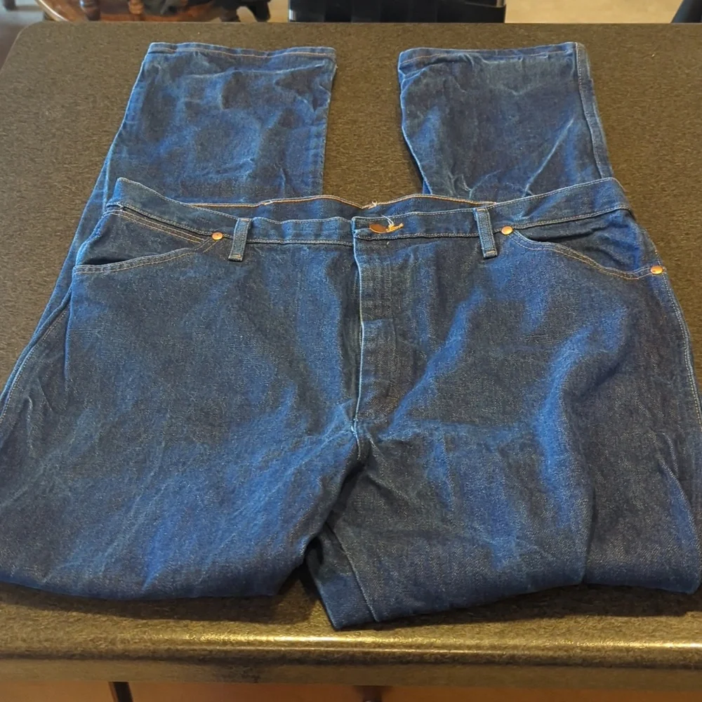 Wrangler Jeans - Picture 4 of 8
